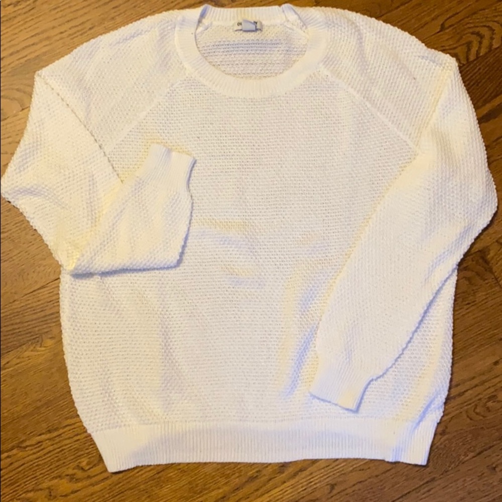 Old navy sweater